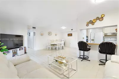 5825 W 25 Ct #212, Hialeah, FL 33016 - Photo 10