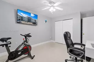 5825 W 25th Ct, Hialeah, FL 33016 - Photo 24