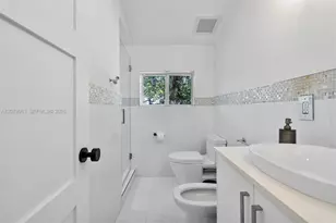 652 NE 105th St, Miami Shores, FL 33138 - Photo 42
