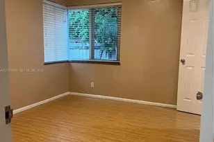 225 SE 16th Ave, Fort Lauderdale, FL 33301 - Photo 8