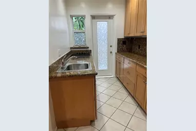 225 SE 16th Ave #5, Fort Lauderdale, FL 33301 - Photo 16