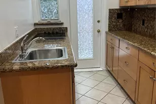 225 SE 16th Ave, Fort Lauderdale, FL 33301 - Photo 16
