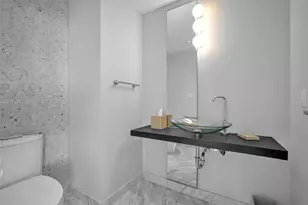 200 Biscayne Blvd Way, Miami, FL 33131 - Photo 28