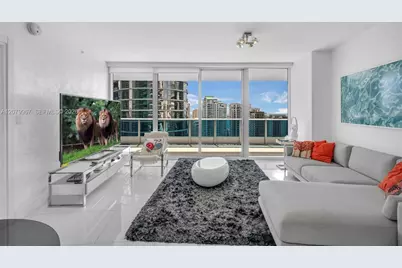200 Biscayne Boulevard Way #3703, Miami, FL 33131 - Photo 8