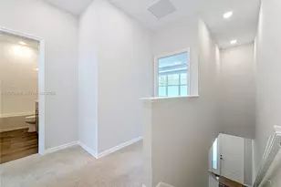 1040 Eucalyptus Dr, Hollywood, FL 33021 - Photo 16