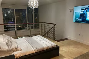41 SE 5th St, Miami, FL 33131 - Photo 8