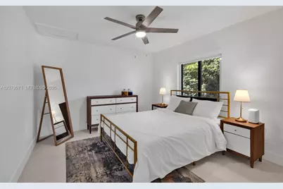 220 NE 105th St, Miami Shores, FL 33138 - Photo 14