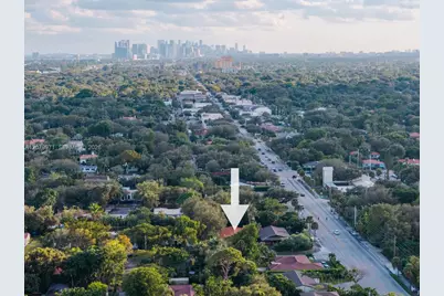 220 NE 105th St, Miami Shores, FL 33138 - Photo 16
