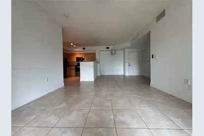 7920 N Nob Hill Rd #103, Tamarac, FL 33321 - Photo 6