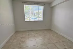 7920 N Nob Hill Rd, Tamarac, FL 33321 - Photo 4