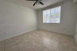 7920 N Nob Hill Rd, Tamarac, FL 33321 - Photo 12
