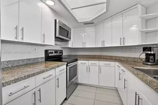 120 SE 5th Ave, Boca Raton, FL 33432 - Photo 2