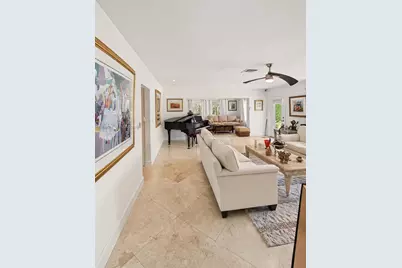 2421 NE 13th St, Fort Lauderdale, FL 33304 - Photo 32