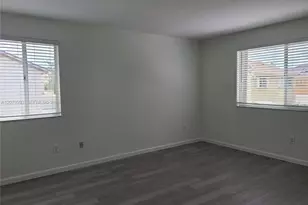 8820 SW 13th St, Pembroke Pines, FL 33025 - Photo 10