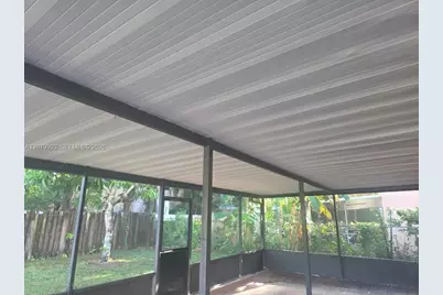 8820 SW 13th St, Pembroke Pines, FL 33025 - Photo 26