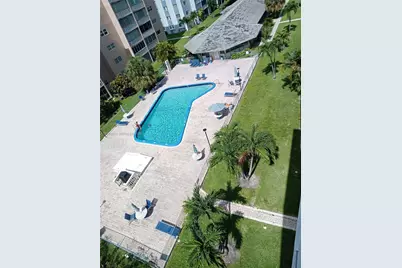 319 NE 14th Ave #604, Hallandale Beach, FL 33009 - Photo 2