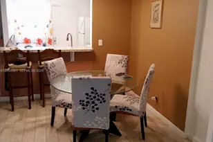 319 NE 14th Ave, Hallandale Beach, FL 33009 - Photo 12