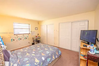 1830 SW 96th Ave, Miramar, FL 33025 - Photo 12