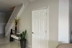 307 SW 120th Ave, Pembroke Pines, FL 33025 - Photo 16