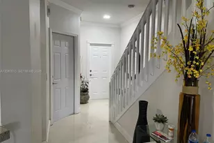 307 SW 120th Ave, Pembroke Pines, FL 33025 - Photo 8