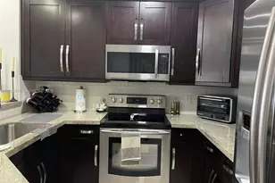 307 SW 120th Ave, Pembroke Pines, FL 33025 - Photo 6