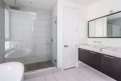 9123 NW 33rd St, Doral, FL 33172 - Photo 10