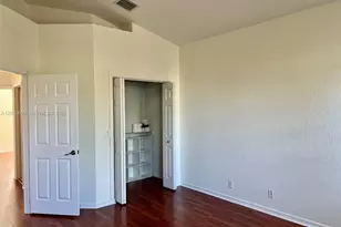 123 E Royal Palm Cir, Jupiter, FL 33458 - Photo 14