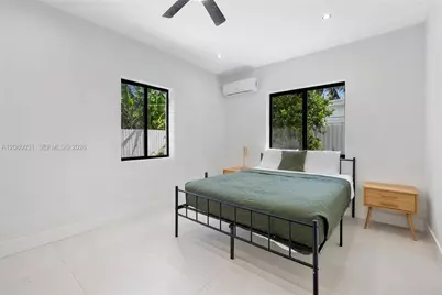 335 NW 108th St, Miami, FL 33168 - Photo 36