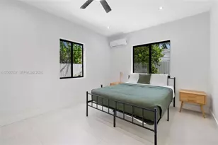 335 NW 108th St, Miami, FL 33168 - Photo 36