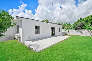 335 NW 108th St, Miami, FL 33168 - Photo 40