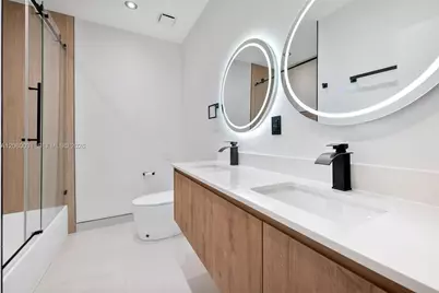 335 NW 108th St, Miami, FL 33168 - Photo 34