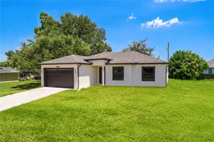 2035 NE 9th Ave, Cape Coral, FL 33909 - Photo 24