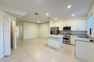 883 NE 211th St, Miami, FL 33179 - Photo 6