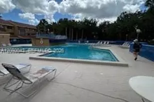 15535 N Miami Lakeway N, Miami Lakes, FL 33014 - Photo 32