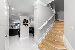 12110 SW 2nd St, Pembroke Pines, FL 33025 - Photo 2