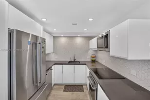 2500 NE 135th St, North Miami, FL 33181 - Photo 2
