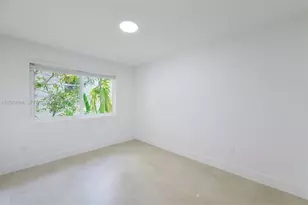 505 SW 7th Ct, Miami, FL 33130 - Photo 8