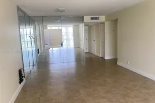 1000 Parkview Dr, Hallandale Beach, FL 33009 - Photo 14