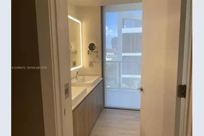 2960 NE 207th St #1005, Aventura, FL 33180 - Photo 32