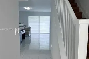 10182 NW 41st St, Doral, FL 33178 - Photo 12