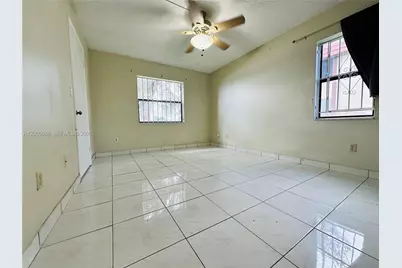 6565 W 26th Dr #34-104, Hialeah, FL 33016 - Photo 6