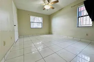 6565 W 26th Dr, Hialeah, FL 33016 - Photo 6