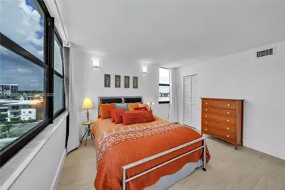 2401 S Ocean Dr #507, Hollywood, FL 33019 - Photo 12