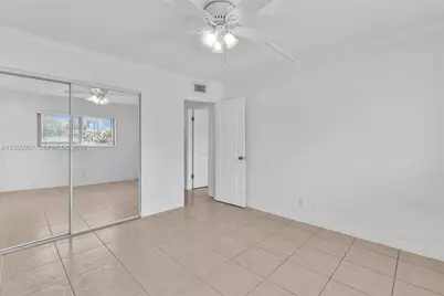 580 Egret Dr #102, Hallandale Beach, FL 33009 - Photo 24