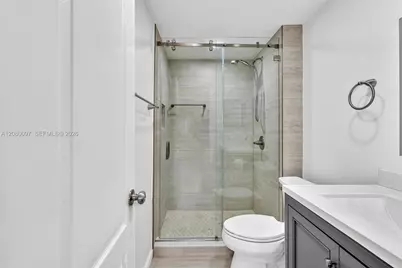 580 Egret Dr #102, Hallandale Beach, FL 33009 - Photo 28