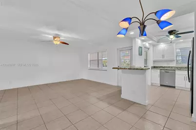 580 Egret Dr #102, Hallandale Beach, FL 33009 - Photo 10