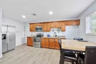 1510 N 68th Ave, Hollywood, FL 33024 - Photo 4