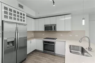 999 SW 1st Ave, Miami, FL 33130 - Photo 18