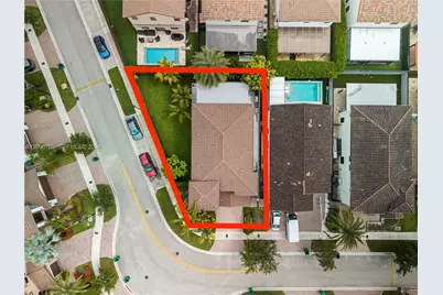10269 NW 86th St, Doral, FL 33178 - Photo 2