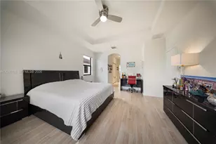 10269 NW 86th St, Doral, FL 33178 - Photo 10